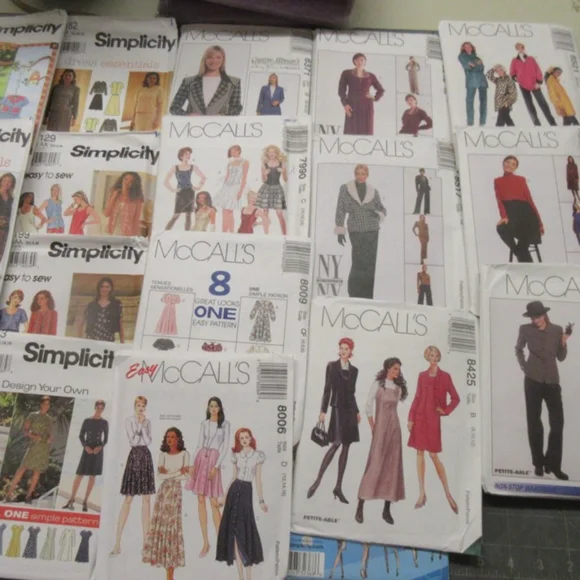 NEW UNCUT 100 Sewing Patterns Simplicity McCalls Butterick Women's Kids - Picture 1 of 5